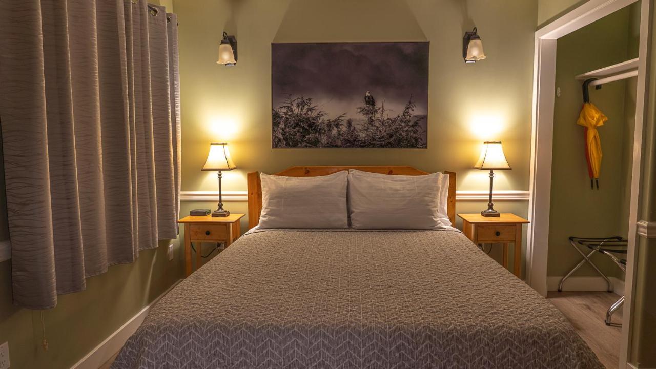 Wild Pacific Guest Suites Ucluelet Zewnętrze zdjęcie